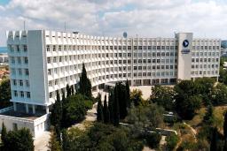 university-image university-image