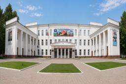 university-image university-image