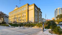 university-image university-image