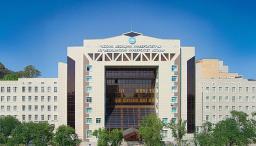 university-image university-image
