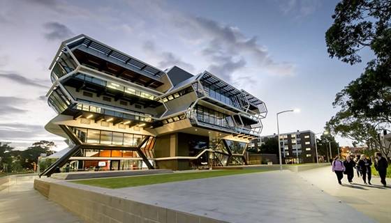 Monash University Monash University